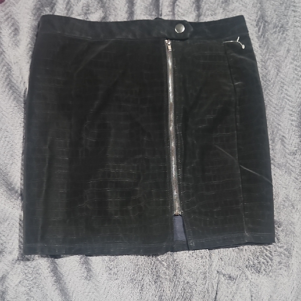 L Shinestar Skirt